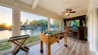Crystal River 4BR - Private Dock - Sleeps 9 - 9