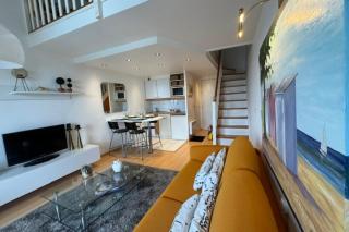 Apartment with sea view terrace and swimming pool - 9