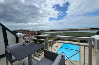 Apartment with sea view terrace and swimming pool - 1