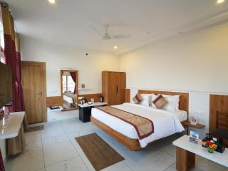MGM Whispering Wind's Yelagiri - 8