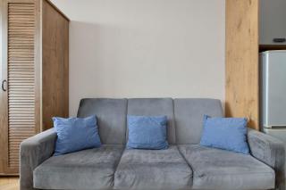 Cozy Pet-Friendly Apartment with Balcony by Noclegi Renters - 5