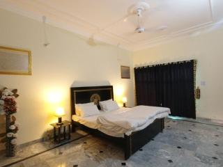 Charming BB in Rawalpindi MALE ONLY - 0