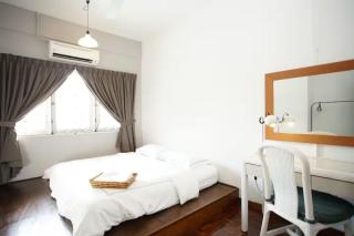 Knocknock 70s Home 5BDR at Jonker, Free Parking - 3