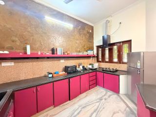 5BHK Palm Ananjeya - Cook, Netflix, Bathtub - 8