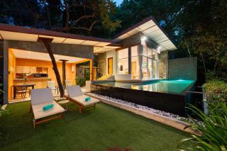 Ambong Pool Villas - Private Pool - 3
