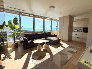 Premium apartment with a gorgeous sea view, Batumi Tower - 1