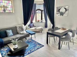 Bright and spacious apartment with a balcony in quiet downtown of Ålesund - 9