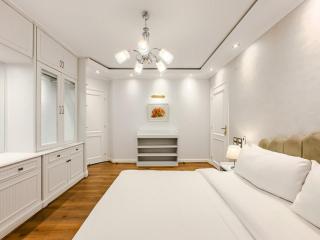 Classy 4BDR Flat by Homely in Gezirat ElArab - 7