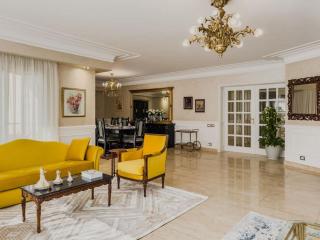 Classy 4BDR Flat by Homely in Gezirat ElArab - 4