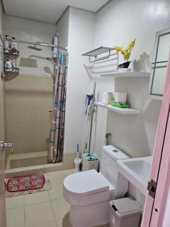 MARY & NICK"S STYLE RESIDENCE Iloilo City - 9