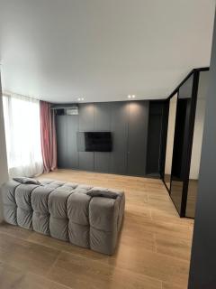 Manhattan Comfort - Ivano-Frankivsk - 1