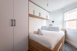 Marine Place - Flat 3 - 6
