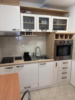 Rada Apartment Igalo - 8