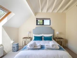 5 Bed in Lymington oc-88733 - 1
