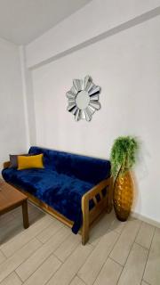 Paralia Center and Beach Apartment - 4