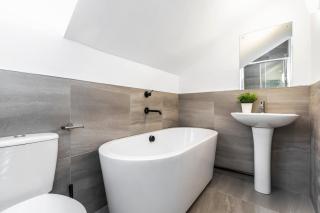 Stylish Home Near Leeds Centre, University & Headingley Stadium - 6