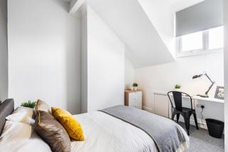 Stylish Home Near Leeds Centre, University & Headingley Stadium - 4