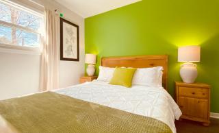 KingstonStays Happy House, Free Parking, Downtown - 8