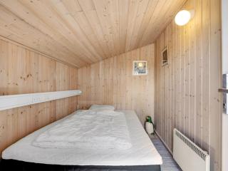 Holiday Home Ellen - 289m from the sea by Interhome - 1