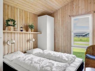 Holiday Home Ellen - 289m from the sea by Interhome - 2