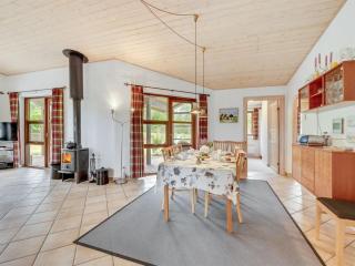 Holiday Home Rika - 525m to the fjord by Interhome - 2