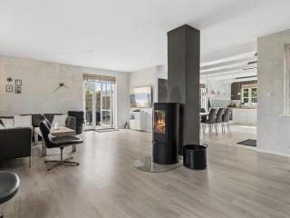 Holiday Home Kali - 750m from the sea by Interhome - 3