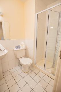 4 Bedrooms - Limerick Campus & High-Speed Wi-Fi - 9