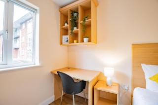 4 Bedrooms - Limerick Campus & High-Speed Wi-Fi - 2