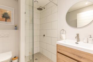 Ocean Glow Apartment 214 - 2