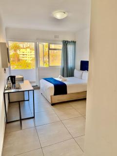 Sea Point apartment - Cape Town - 5