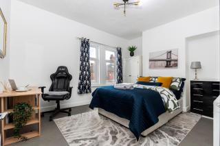 Middlesbrough LUXE HOME, - 9
