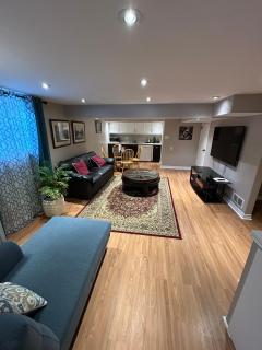 2 Bedroom 1 Bathroom Basement Suite - 7