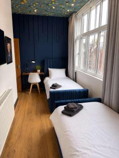 The Carlton Heights by The HIve WA1 - 4