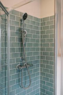 Edwardian elegance near beach - 9