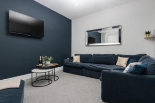 St Chad's House - Luxury, Sea View, Parking - 8