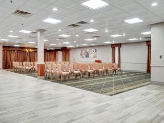 Holiday Inn - Piscataway - Somerset by IHG - 1