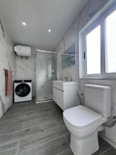 Seafront Escape Beach Paceville Nearby 2 - 6