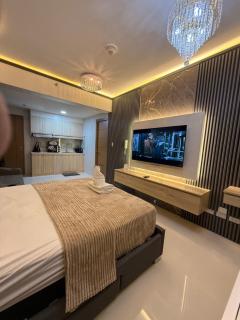 Cebu Business Park Spacious Studio Listing - 5
