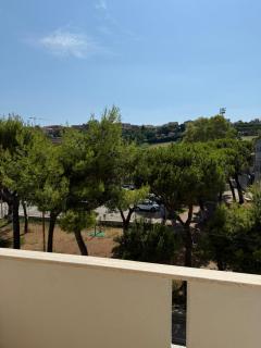 Trilocale, centralissimo, mare - 1