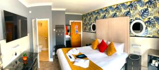 Yardley Manor Hotel - 2