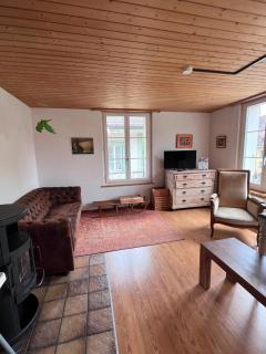 Simple flat 72 m2 in the centre of Burgdorf with private parking - 4
