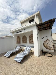 Luxury 2BR King and Queen Rooftop Pool Westlands - 4