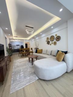 Luxury 2BR King and Queen Rooftop Pool Westlands - 9