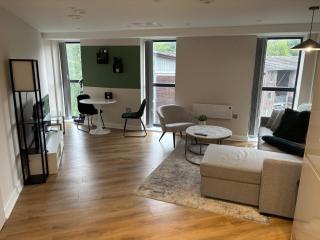 Modern 1 BR apartment - Central Location - 8
