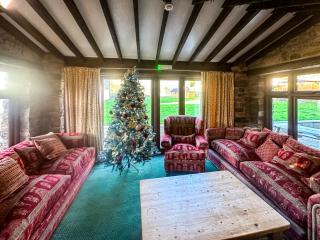 Duvale Barn - 4