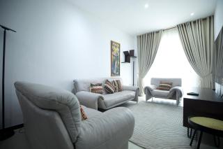 HENRIETTA - Sky Suites - 2