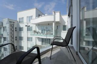 HENRIETTA - Sky Suites - 4