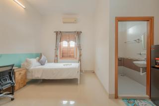 A room in Cool House - 0