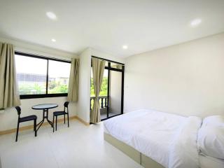KoKo House, 500m the Pink Line MRT, Near Airport -  - 8
