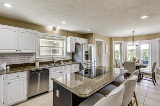 Great for Groups! Corinth Gem w/ Game Room & Pool - 7